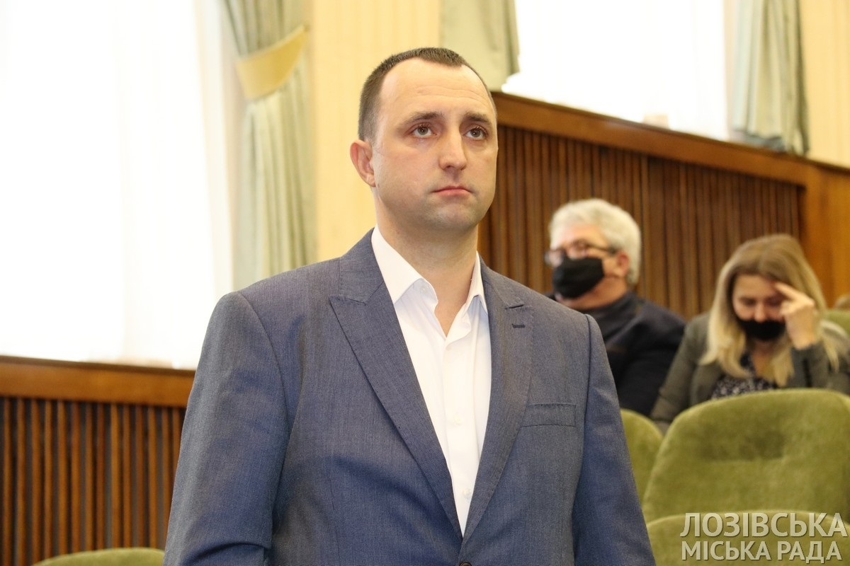Денис Петренко