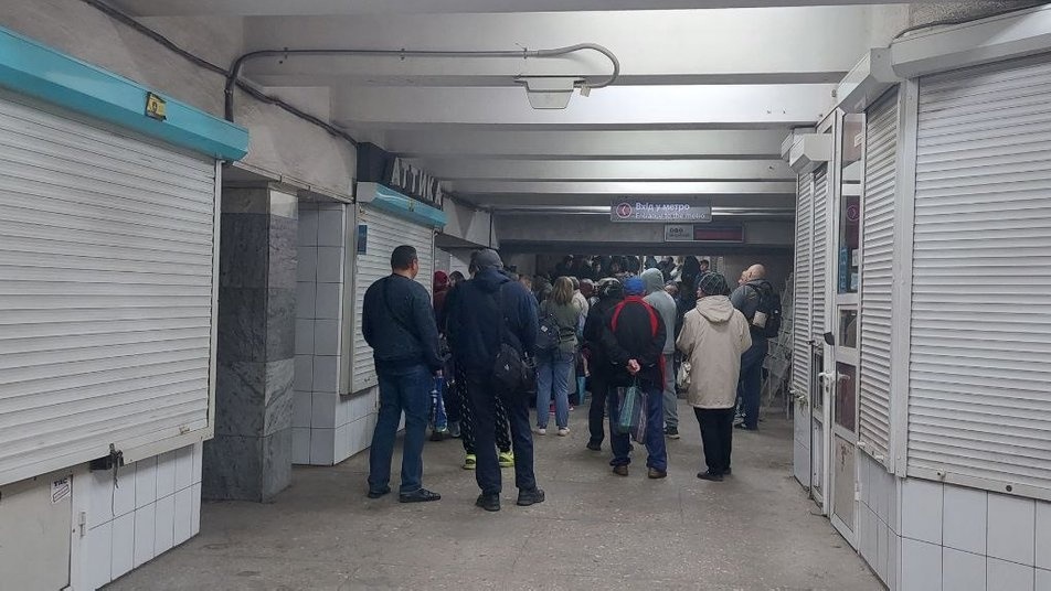 Харківський метрополітен почав роботу після 3-місячної перерви