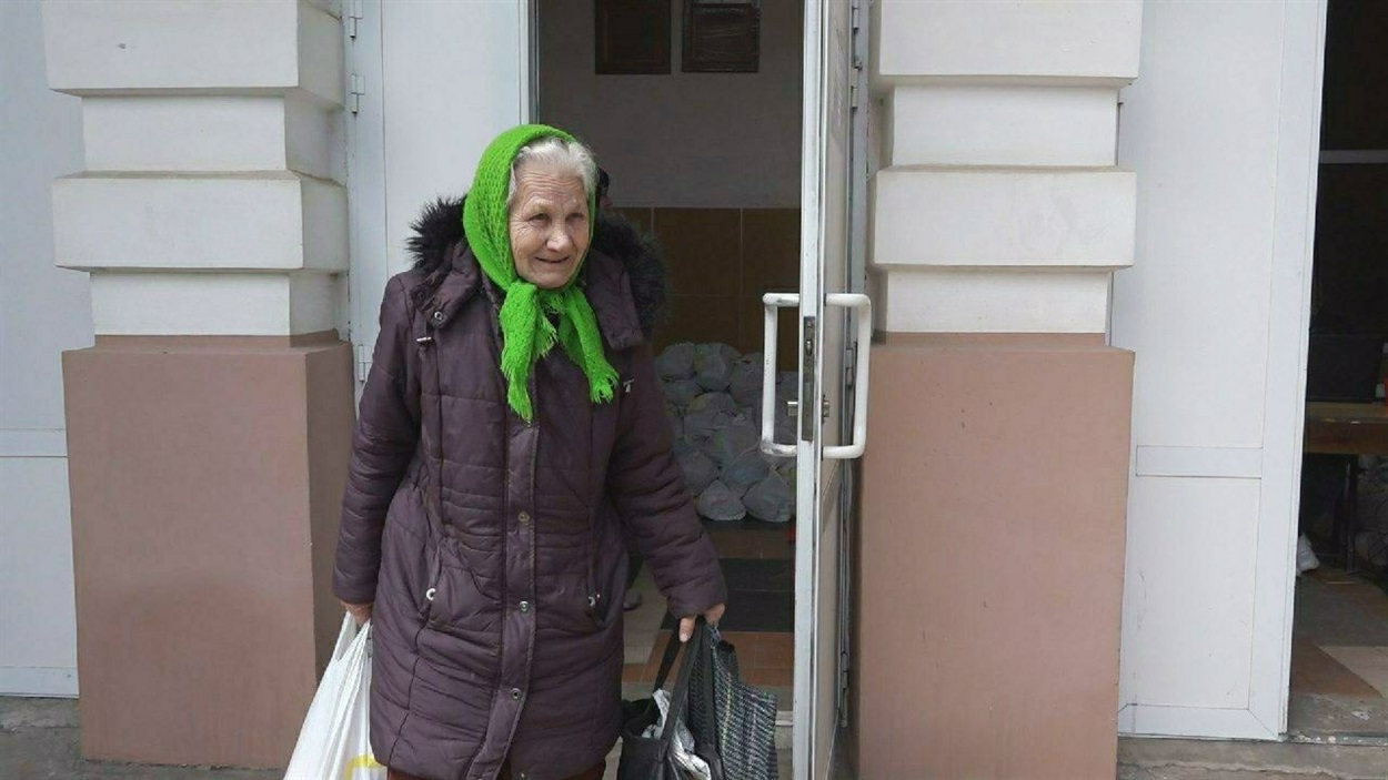 Видача гуманітрної допомоги