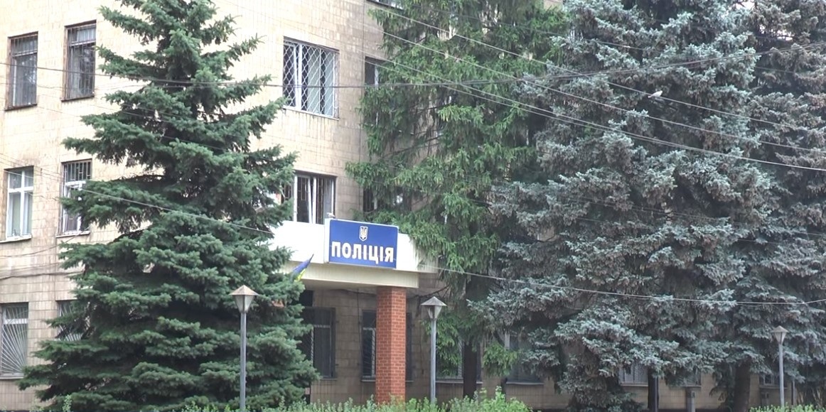 У Лозовій судитимуть 37-річну жінку, яка завдала чоловіку смертельного поранення ножем , 12.10.2023