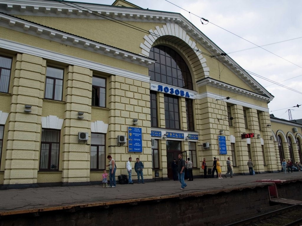 Від 12 червня графік руху електропотягів  по ст. Лозова зазнає змін через економію електроенергії, 12.06.2024